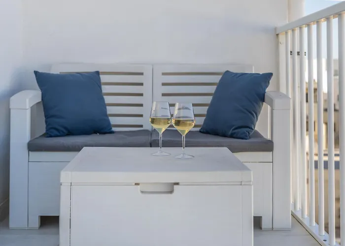 Apartment Floor Penthouse With Views - By Solea