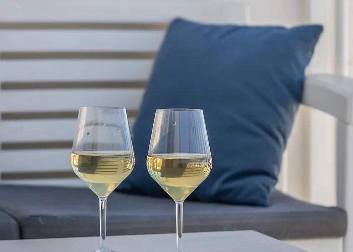 Floor Penthouse With Views - By Solea *